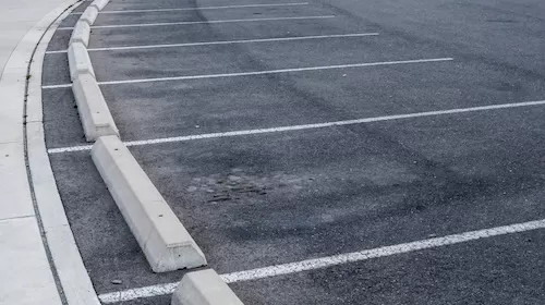 Commercial Curb Cleaning