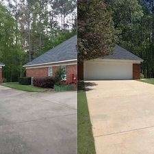 As-Pressure-Washing-LLC-recently-completed-a-professional-house-washing-and-driveway-cleaning-service-in-Fortson-GA 1