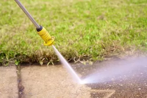 Residential Sidewalk Washing